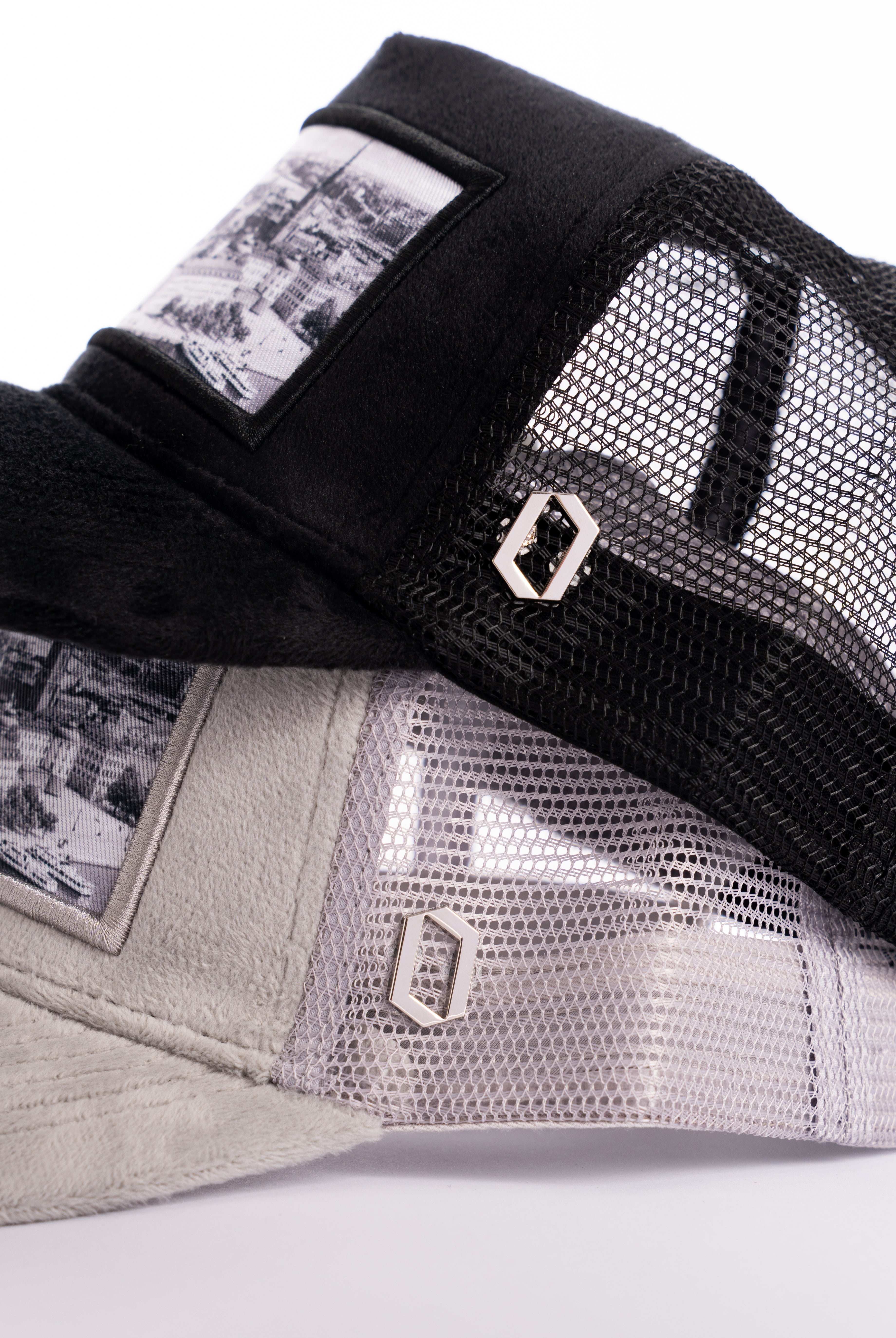 ONECAP Stockholm, Sweden - 1252 Velvet Cap - ONECAP©