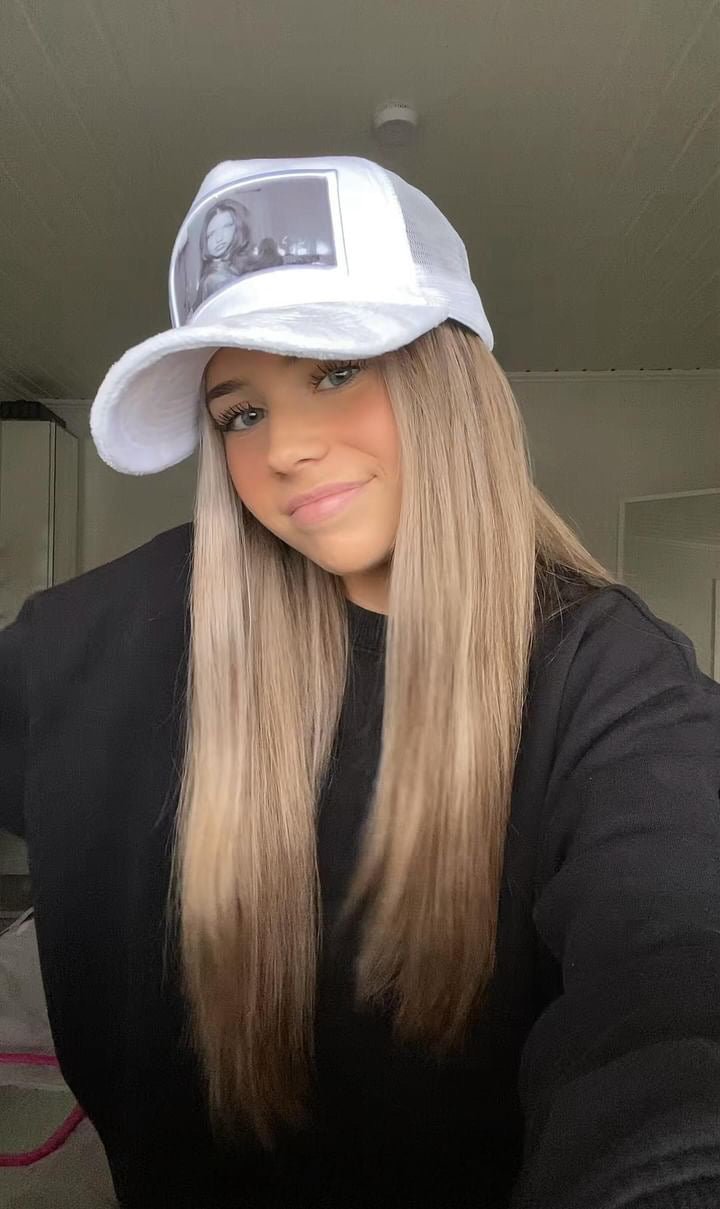 ONECAP Adriana Lima Velvet Cap - ONECAP