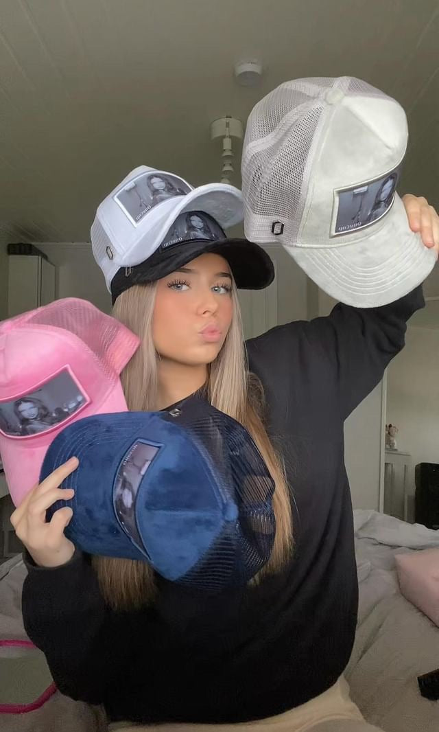 ONECAP Adriana Lima Velvet Cap - ONECAP