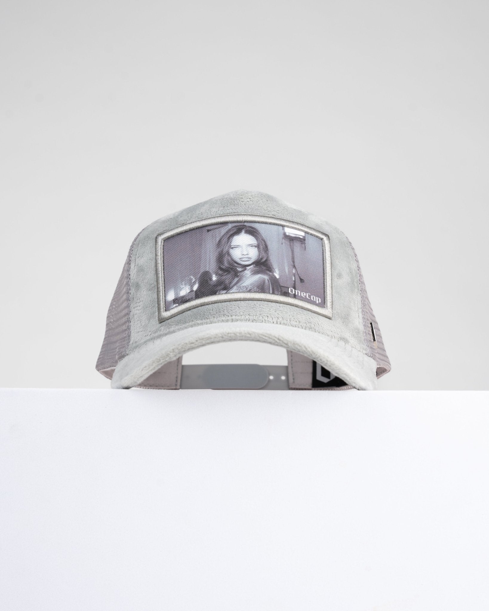 ONECAP Adriana Lima Velvet Cap - ONECAP